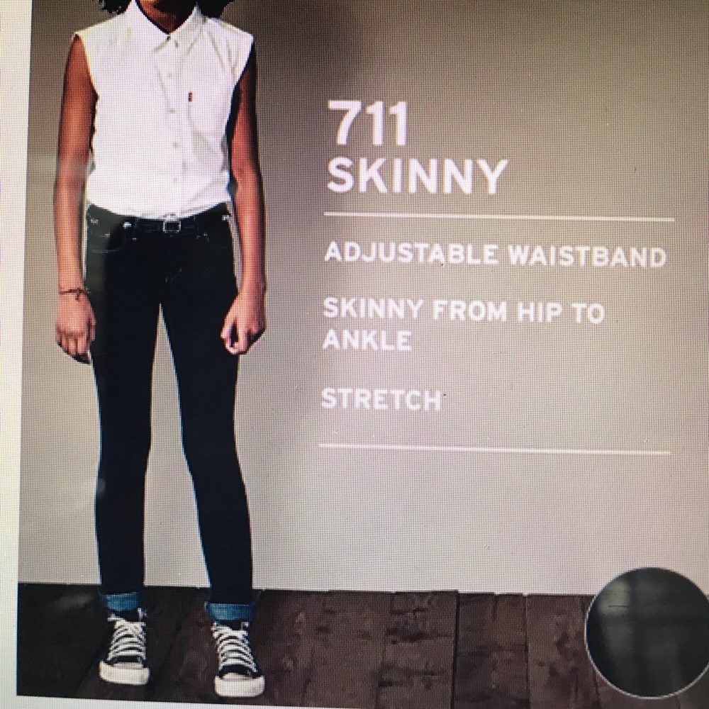 Levi’s Girls 711 Skinny Fit Jeans🍭